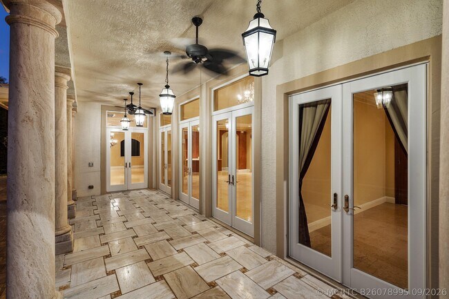 Building Photo - 4255 Gleneagles Dr