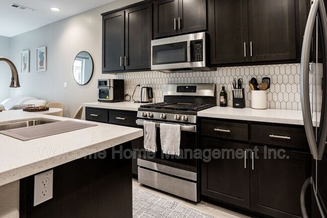 Building Photo - 1828 Enclave Pl