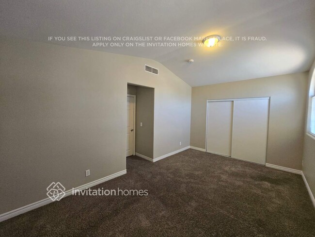 Building Photo - 2315 Ozark Way