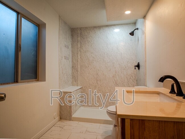 Building Photo - 13341 Copper Park Dr