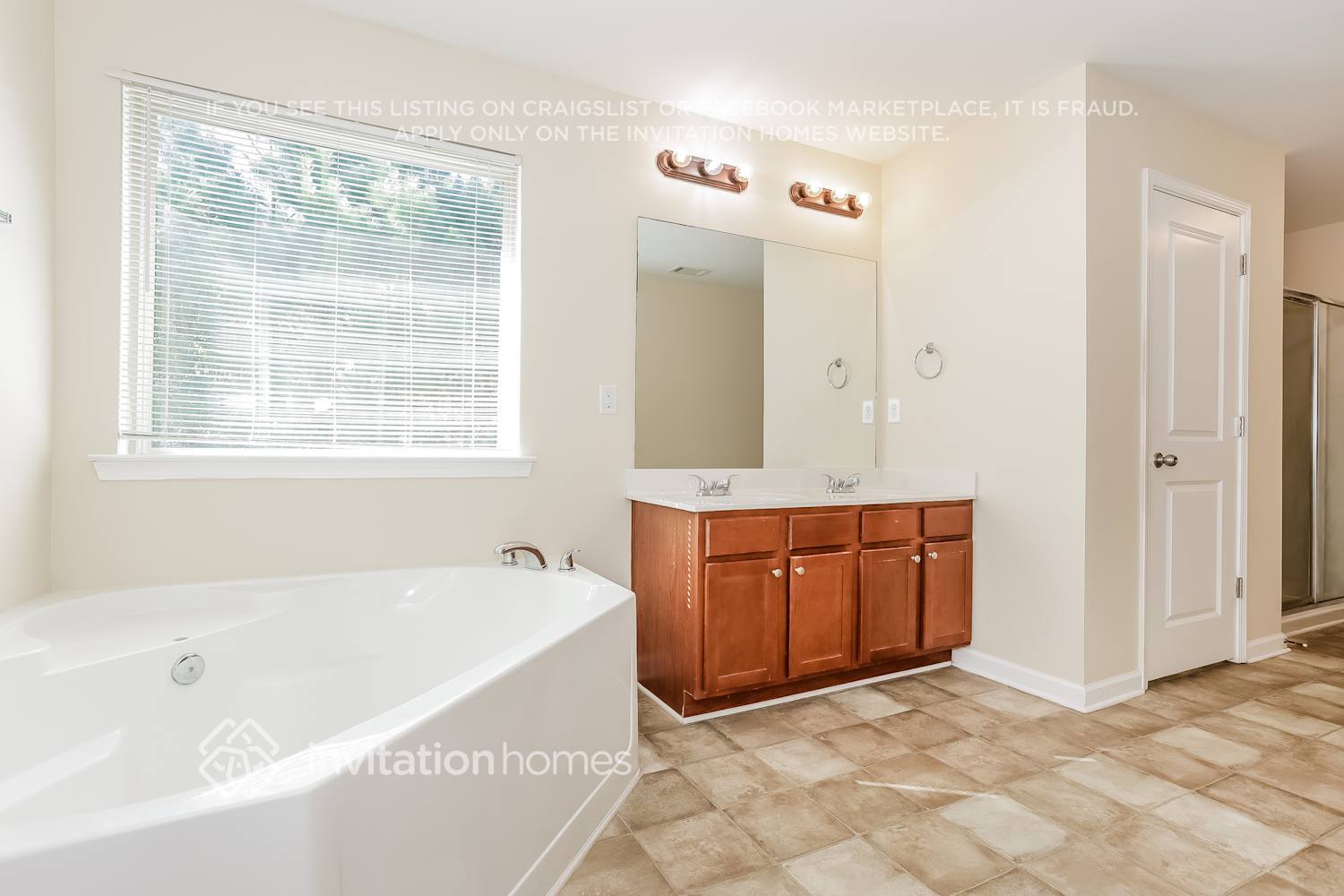 Building Photo - 4261 Henry Ridge Ct