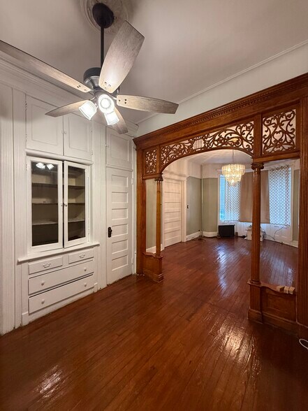 Dining Room - 650 54th St