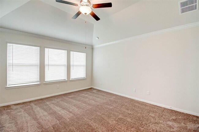 Building Photo - 2218 Pumpkin Patch Ln