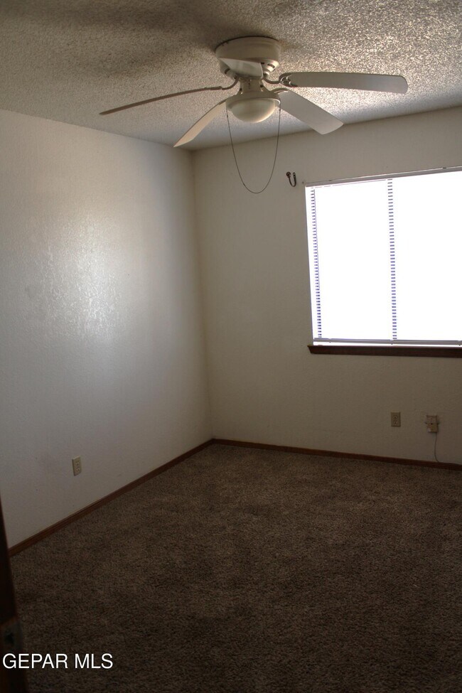 Building Photo - 3009 Lake Powell Pl