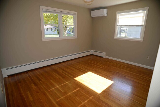 Building Photo - 311 McKinley Rd
