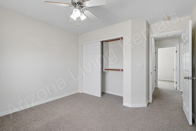 Building Photo - 2811 Harrod Ave