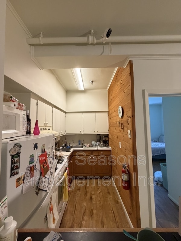 Building Photo - 194 North St