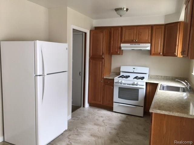 Building Photo - 24704 Willowby Ave