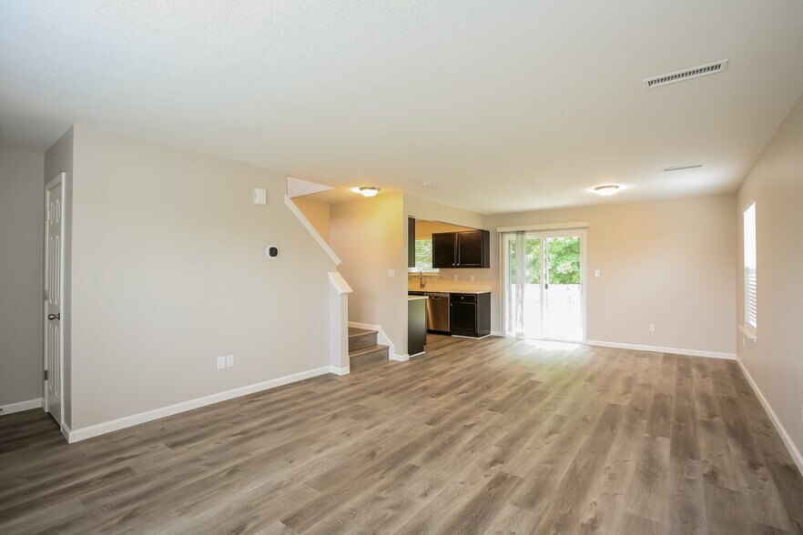 Building Photo - 3423 Grove Berry Ln