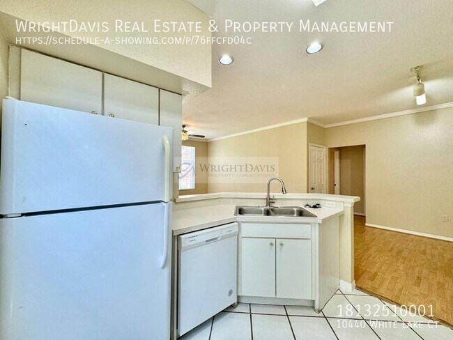 Building Photo - 10440 White Lake Ct