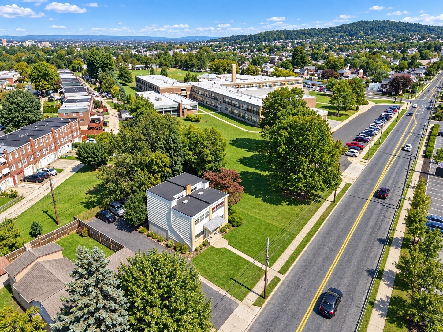 Building Photo - 727 W Emaus Ave