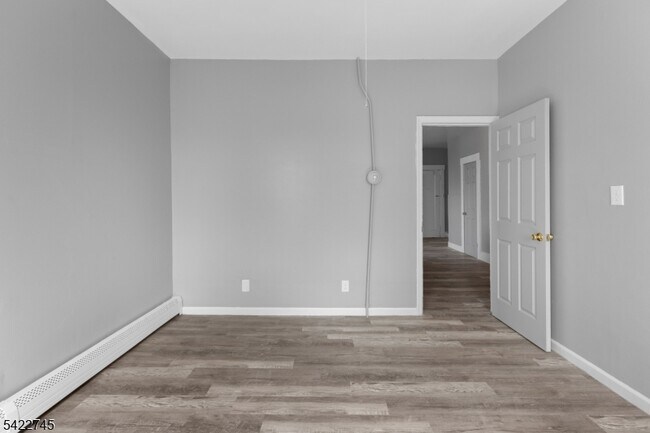 Building Photo - 101 Burgess Pl