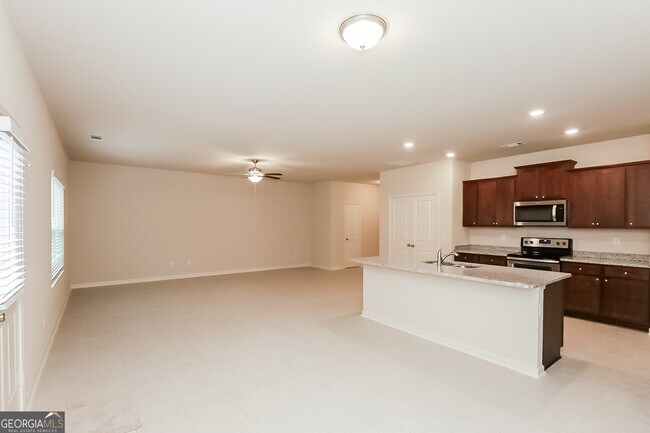 Building Photo - 10826 Wheeler Trce
