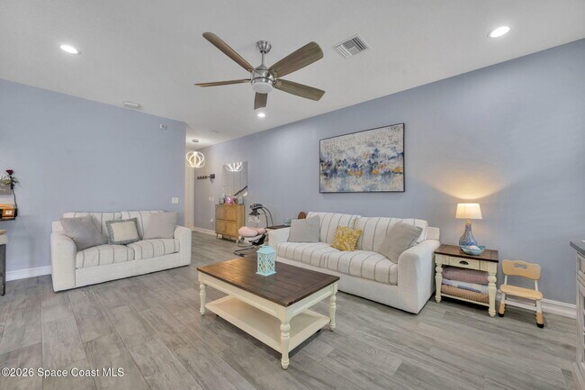 Building Photo - 1445 Isabella Dr