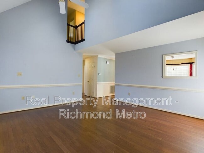 Building Photo - 12316 Boxford Ln