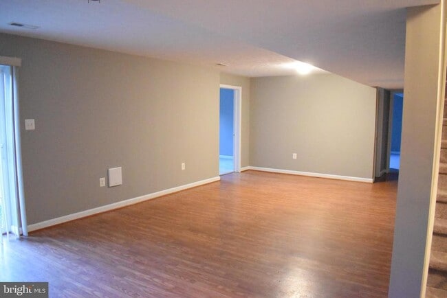 Building Photo - 29 Snow Dr