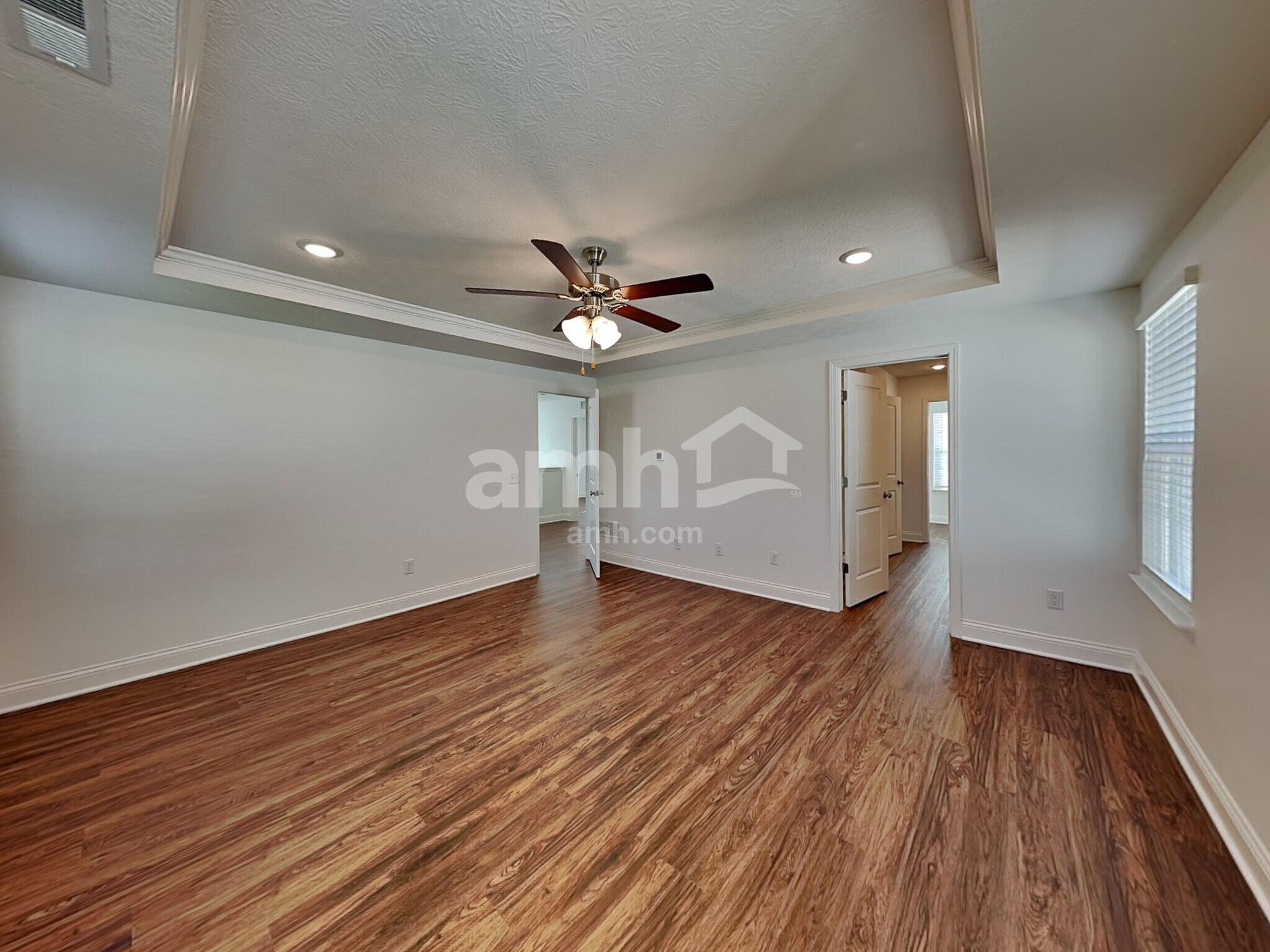 Building Photo - 8421 Northpoint Dr