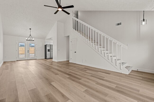 Building Photo - 505 Carrie Ln