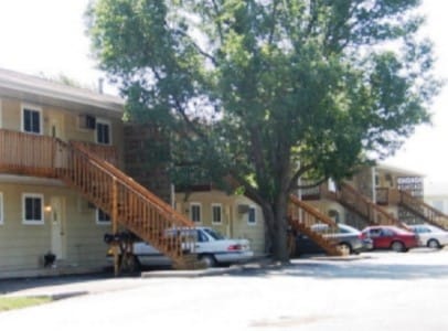 Primary Photo - 301 S Walnut St