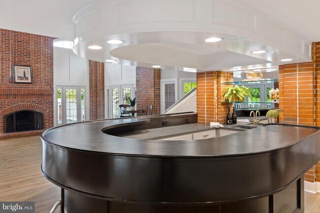 Building Photo - 5824 Inman Park Cir