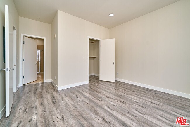 Building Photo - 3810 Wilshire Blvd
