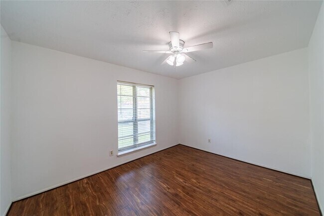 Building Photo - 23211 Cimber Ln