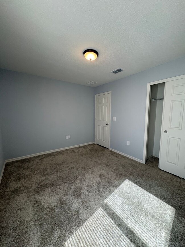 Building Photo - 4751 Maplewild Ln.