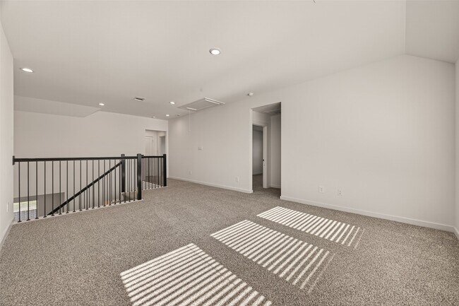 Building Photo - 2819 Red Rosehip Dr