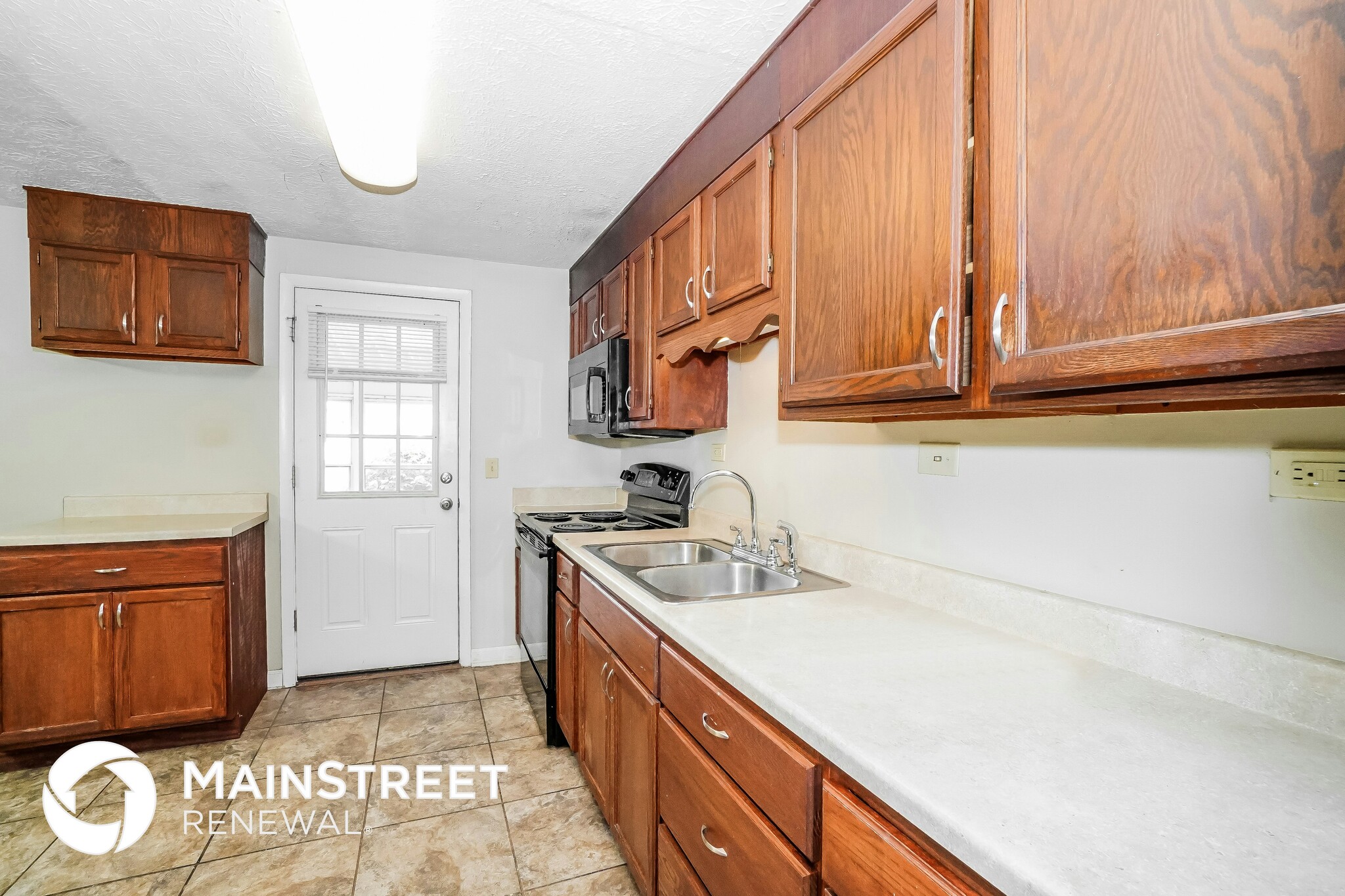 Building Photo - 4166 Clayridge Ln