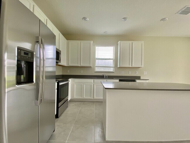 Building Photo - Awesome New House for Rent