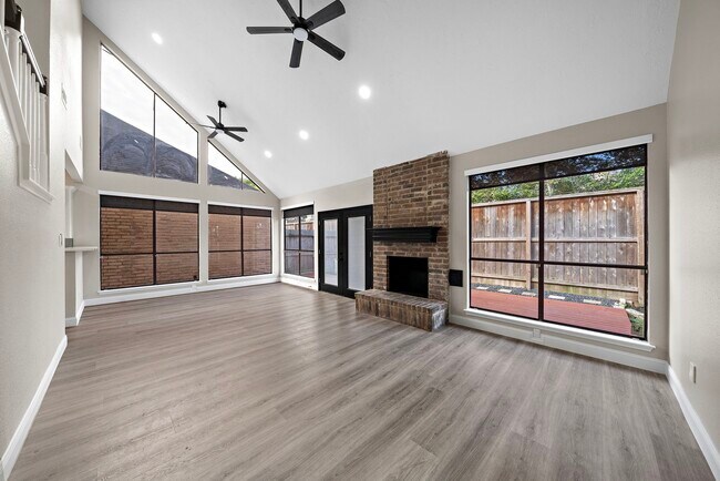 Building Photo - 1631 Gingerleaf Ln