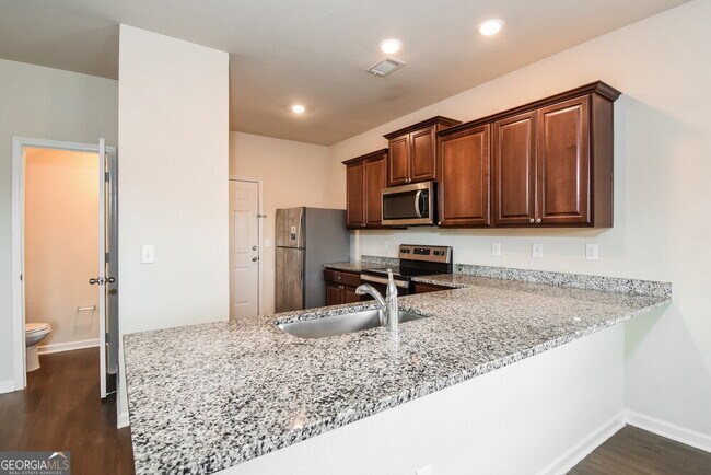 Building Photo - 128 Innis Brk Cir