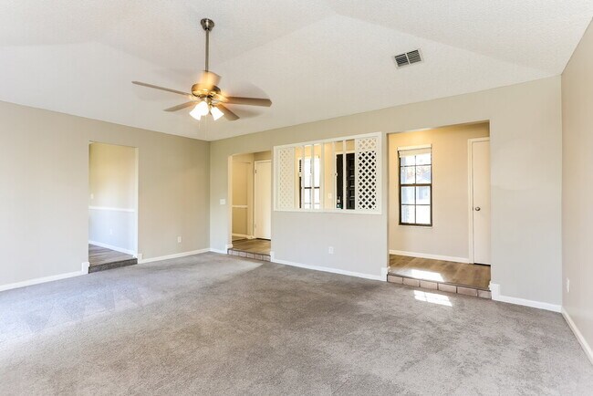 Building Photo - 8539 Echoridge Ct