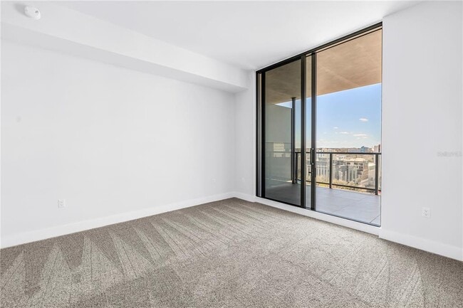 Building Photo - 275 1st Ave S