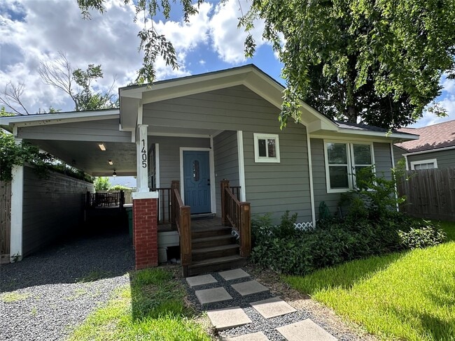 Primary Photo - 1405 Walton St