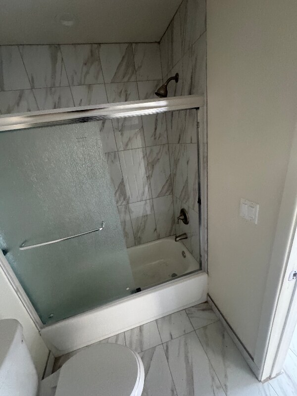 Building Photo - 1193 N Ardmore Ave