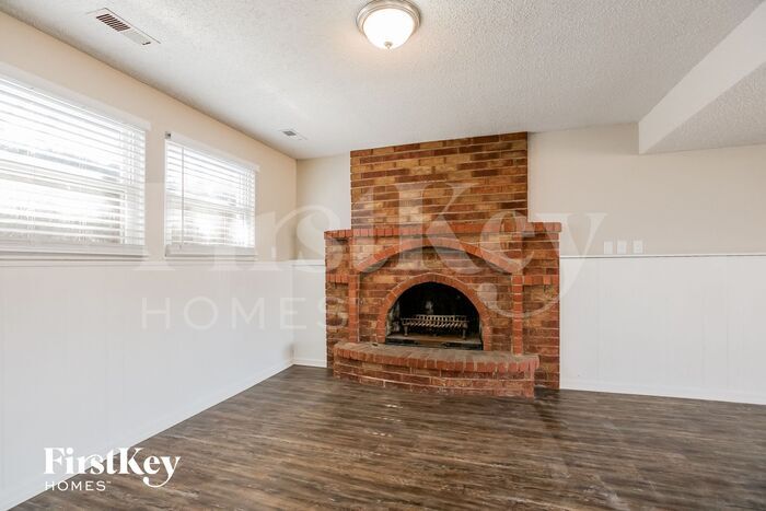 Building Photo - 8418 NW 68th St