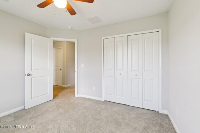 Building Photo - 3215 Chestnut Ridge Way