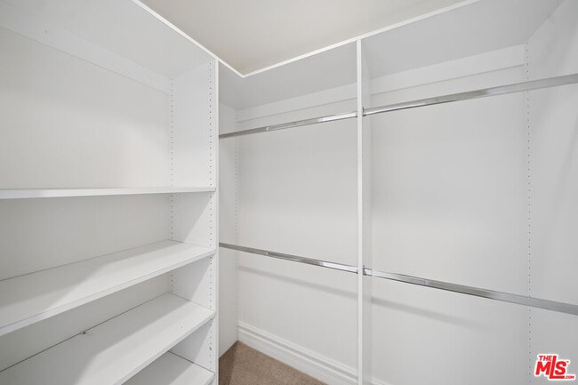 Building Photo - 1050 S Holt Ave