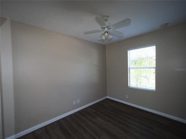 Building Photo - 1649 Napoli Dr W