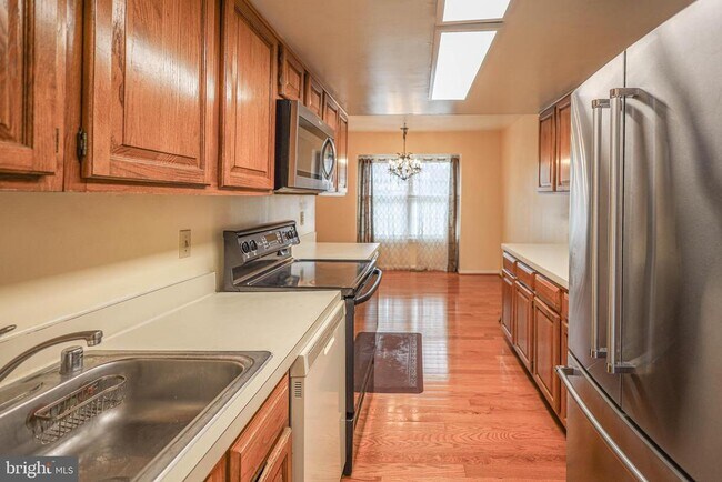 Building Photo - 3737 Capulet Terrace