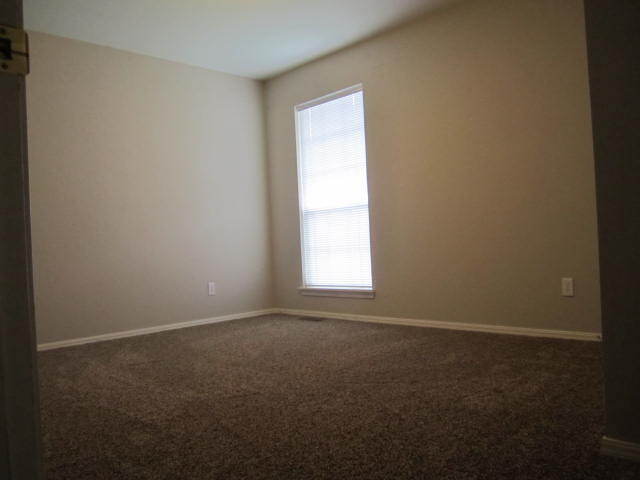 Building Photo - 1401 Copperfield Dr