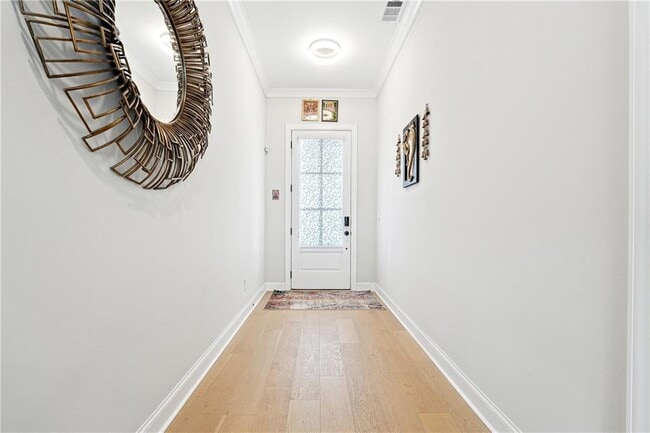 Building Photo - 805 Miranda Ter