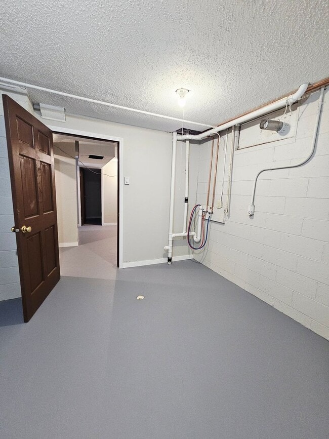 Building Photo - 4 BED | 1 BATH | SINGLE-FAMILY | NORTH | R...