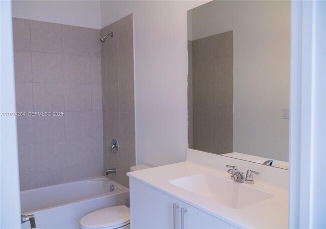 Building Photo - 27651-27155 SW 155th Ct