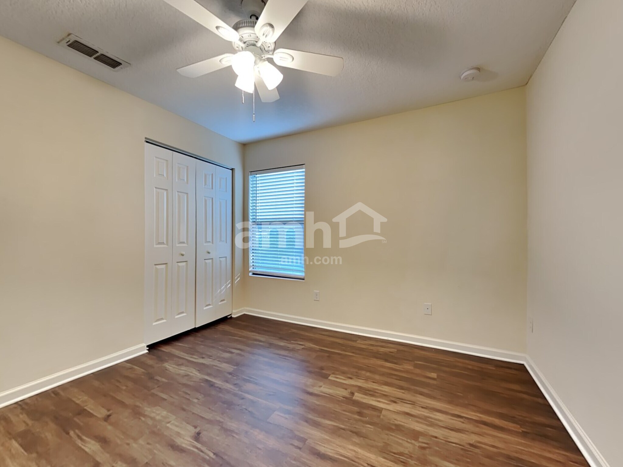 Building Photo - 9630 Mayville Dr E