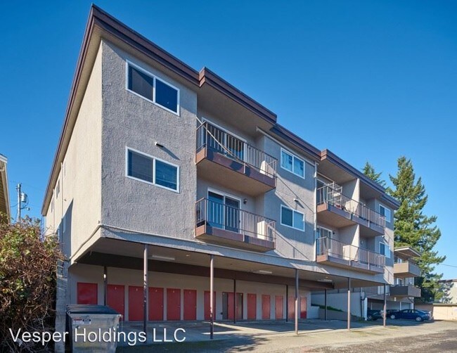 Building Photo - 4807 Vesper Dr