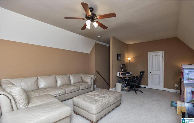 Building Photo - 1059 Kerry Dr