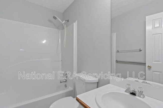 Building Photo - 455 Trelawney Cir