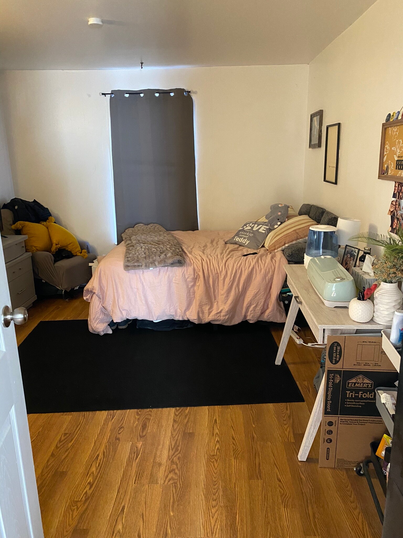 Building Photo - 1025 W King St